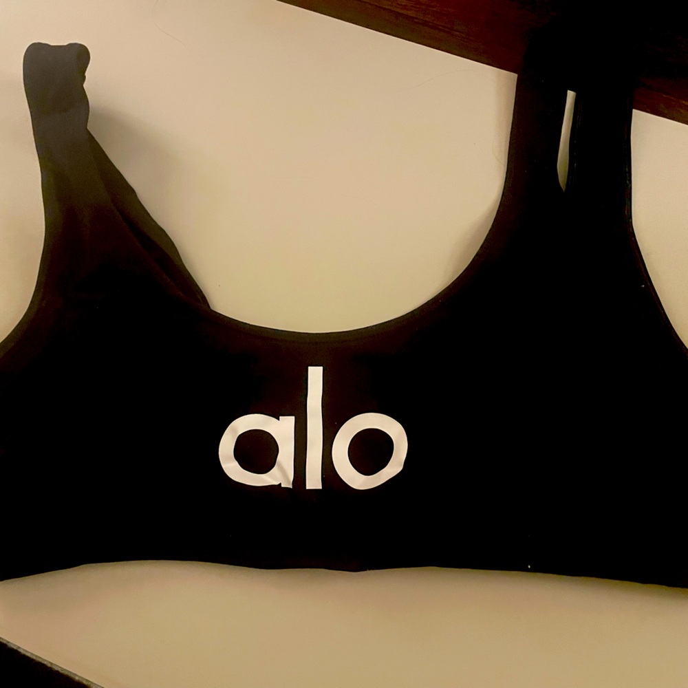 Alo yoga sport bra